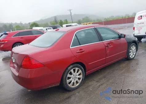 2007 Honda Accord 3.0 Ex z USA, uszkodzony, nr VIN 1HGCM66517A094631